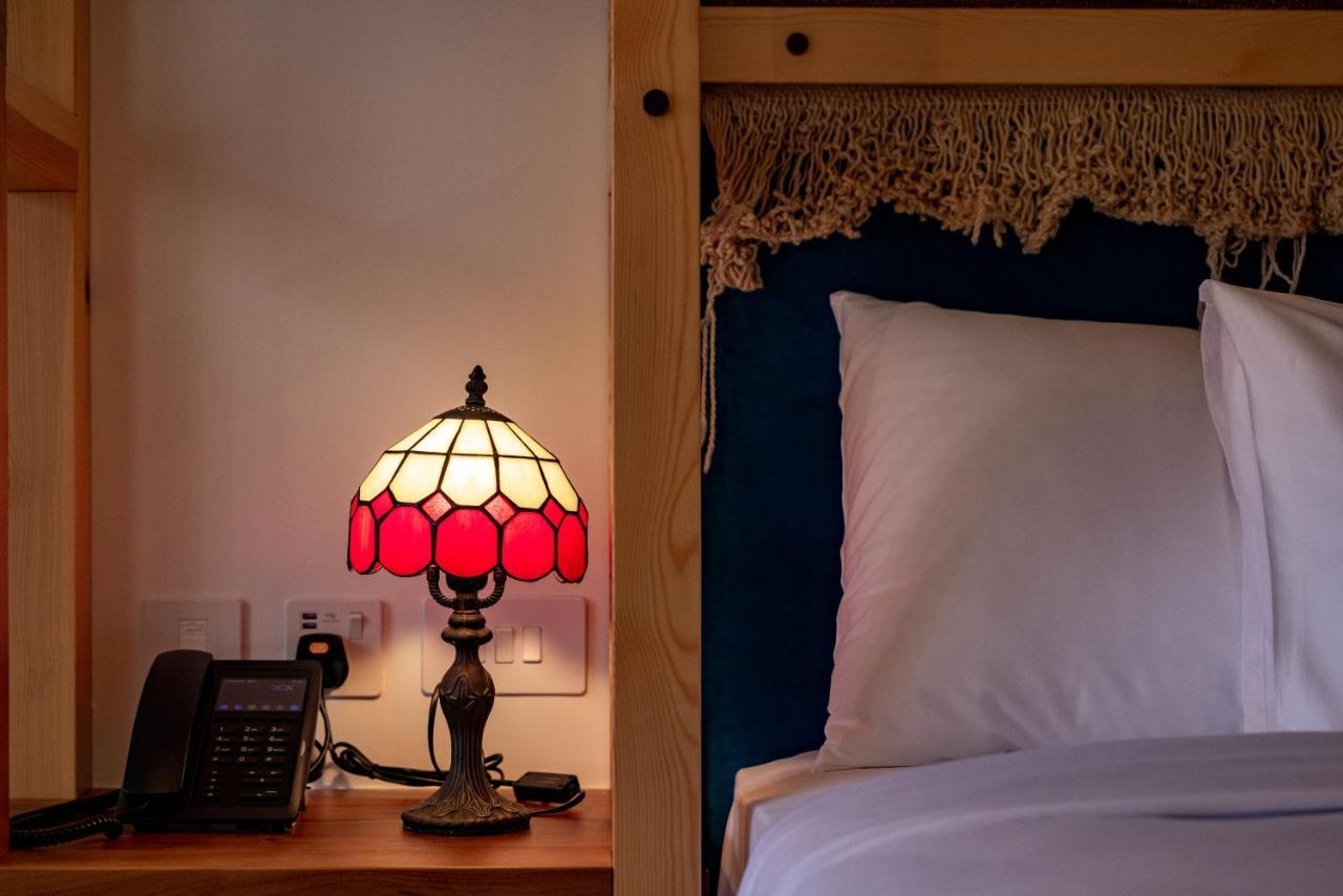 Limehouse Library Hotel